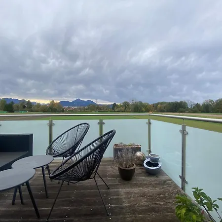 Holiday home Cosy House With Garden, Close To City Center, Good Traffic Connection